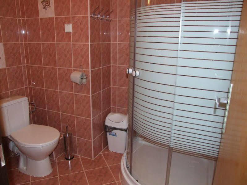 Frýdlant nad Ostravicí Hotel Petr Bezruc מראה חיצוני תמונה